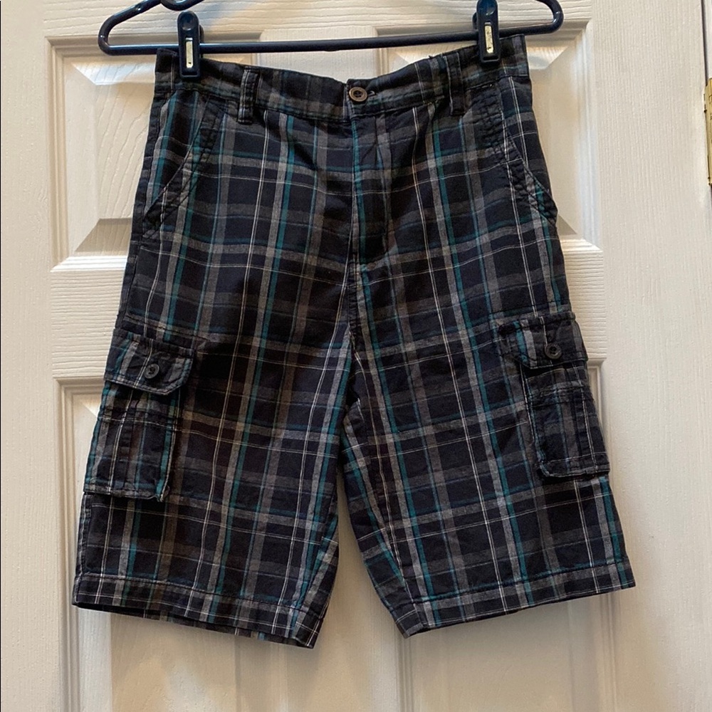3/$39 - Plaid (Black, Blue, & White) Cargo Shorts From Airwalk, Boys Size 12